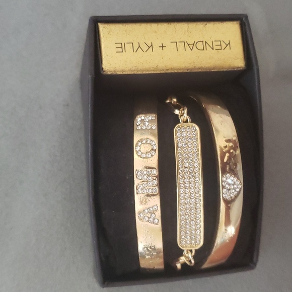 Kendall & Kylie Jewelry - ❤Kendall + Kylie Bracelets